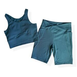 NEW Move Theology Slate Blue Athletic Set Women's Large